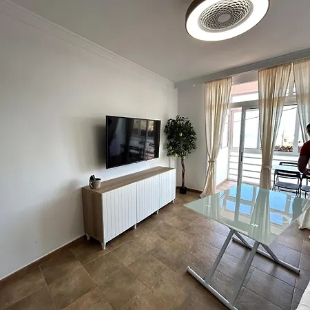 Apartment Surfers, &natural Pools, 10min North Airport *